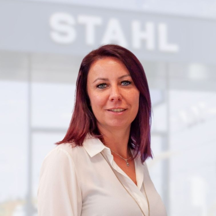 Auto Stahl Nicole Maier Team Assistenz Back Office Auto Stahl Wien 22-756x756