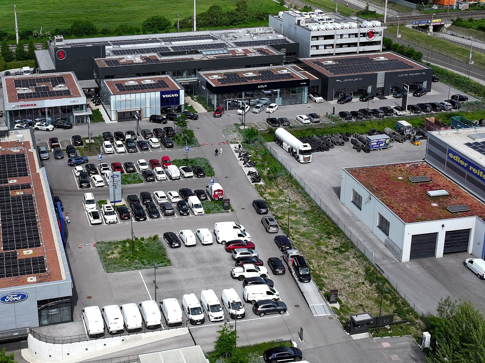 Auto Stahl Wien 22 entdecken