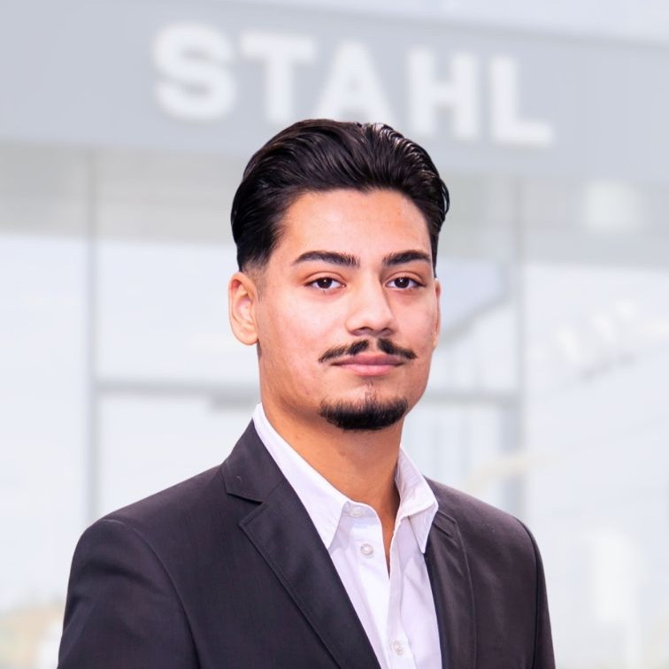 Auto Stahl Website Mitarbeiterfotos Junior Verkaufsberater Luciano Mijailovic-756x756