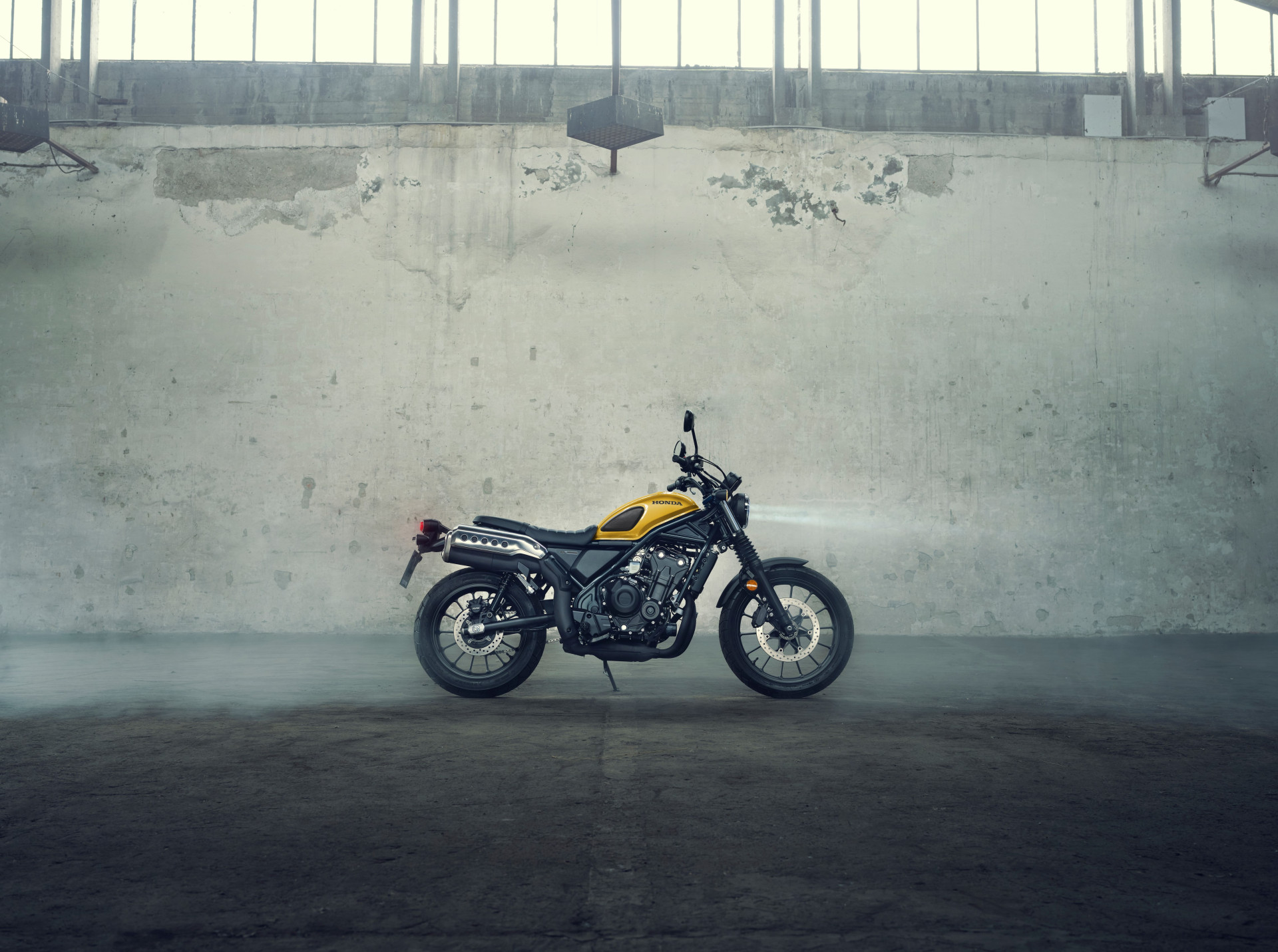 504225 25YM Honda CL500