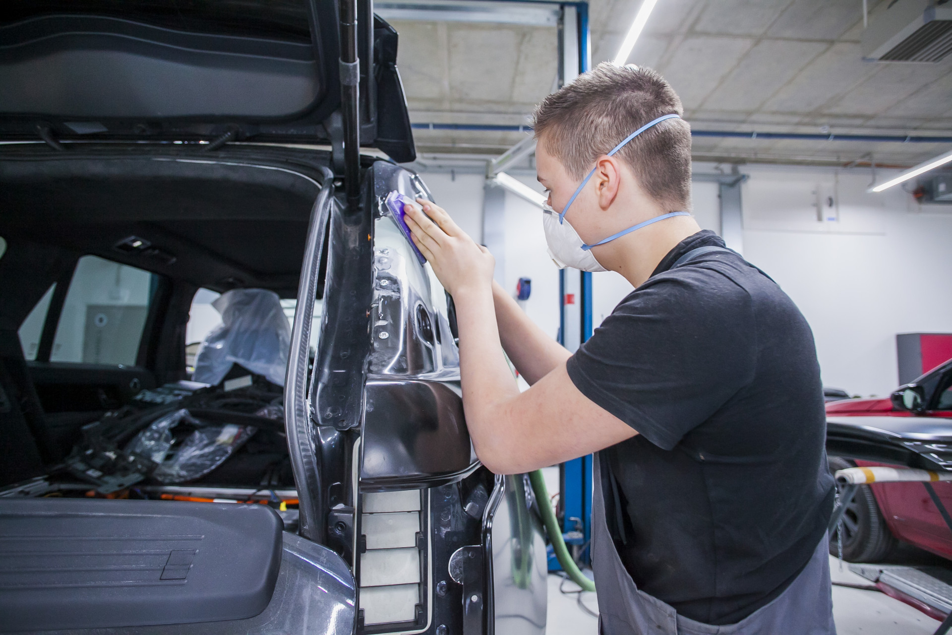 Auto Stahl WIen 22 Spenglerei 202202-069