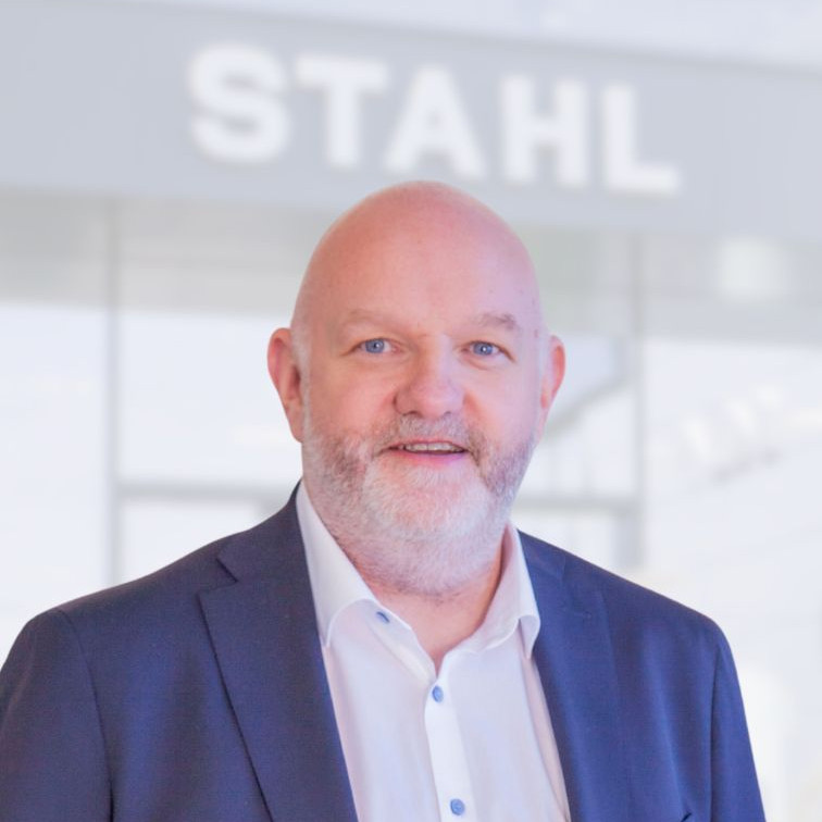 Mitarbeiterfotos  Auto Stahl Website Jürgen Gratzl Volvo Wien 23 2026-756x756