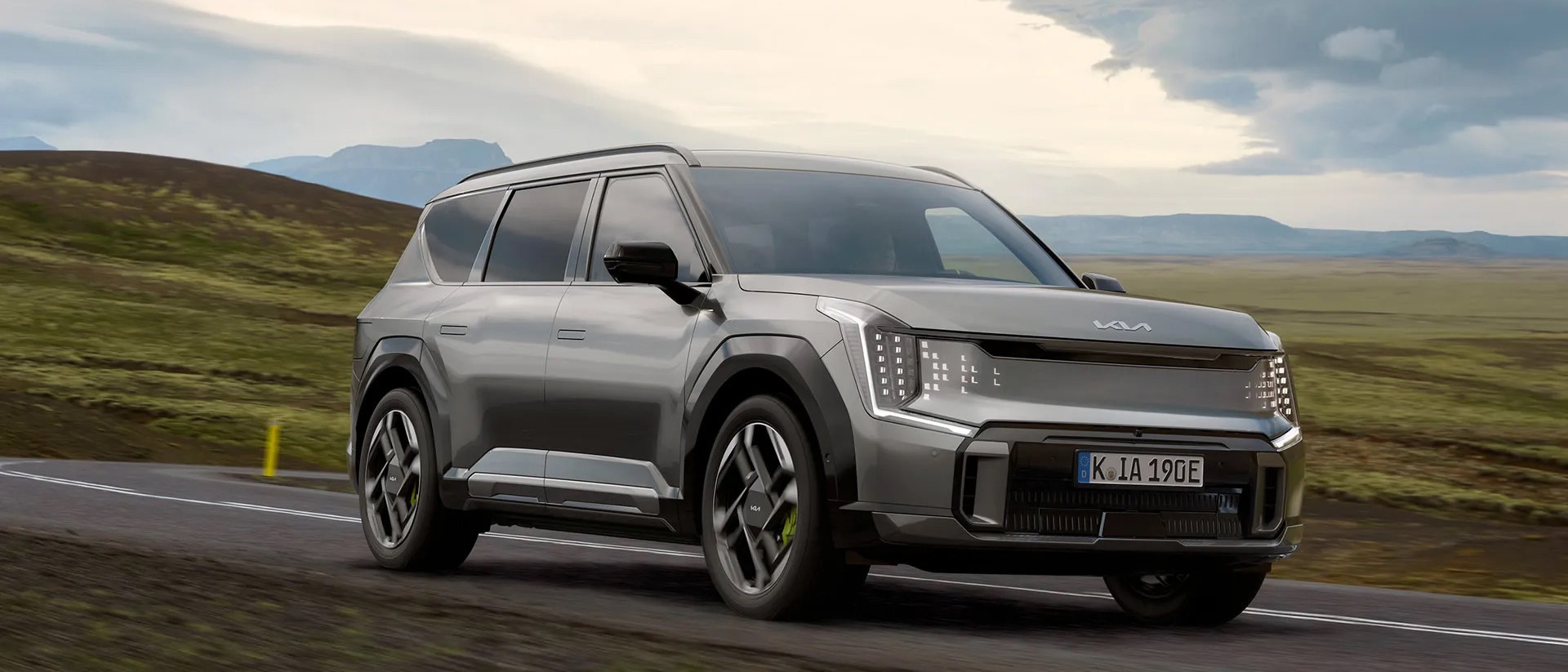 kia ev9-gt lp section-02-wb-1920x823