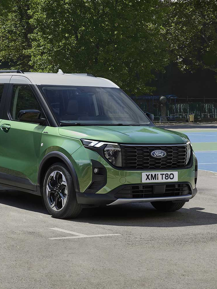 ford-tourneo-courier-de-01 V769 Tourneo Courier Ext Fr 7-8 Static 3 1000x1000 icds-750x1000