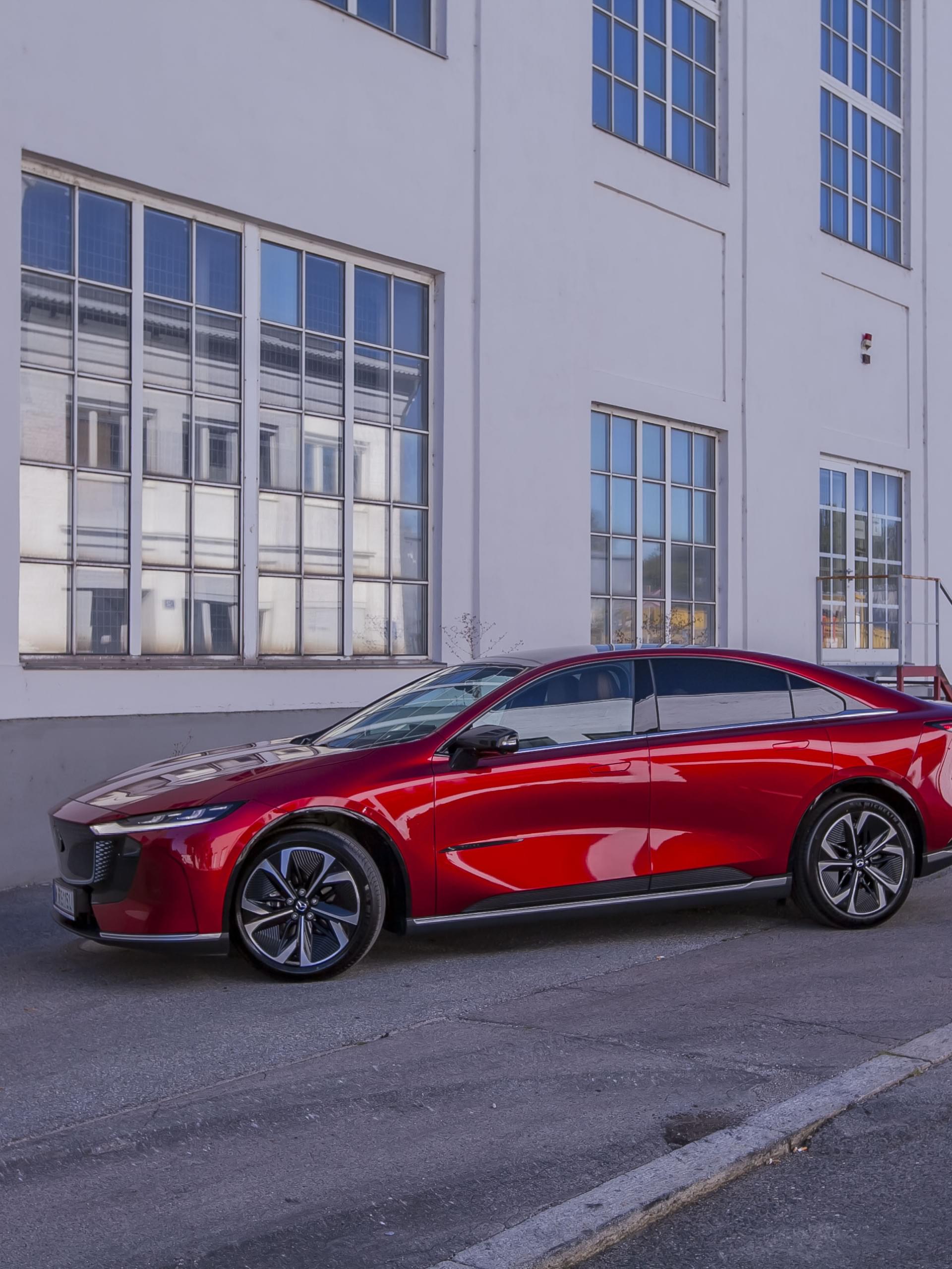 Auto Stahl Wien 21 Ausfahrt Mazda6e IK 202509-128-1931x2574