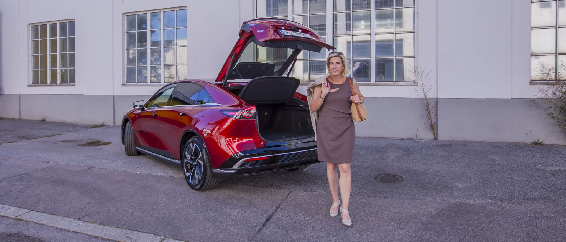 Auto Stahl Wien 21 Ausfahrt Mazda6e IK 202509-119-3560x1525