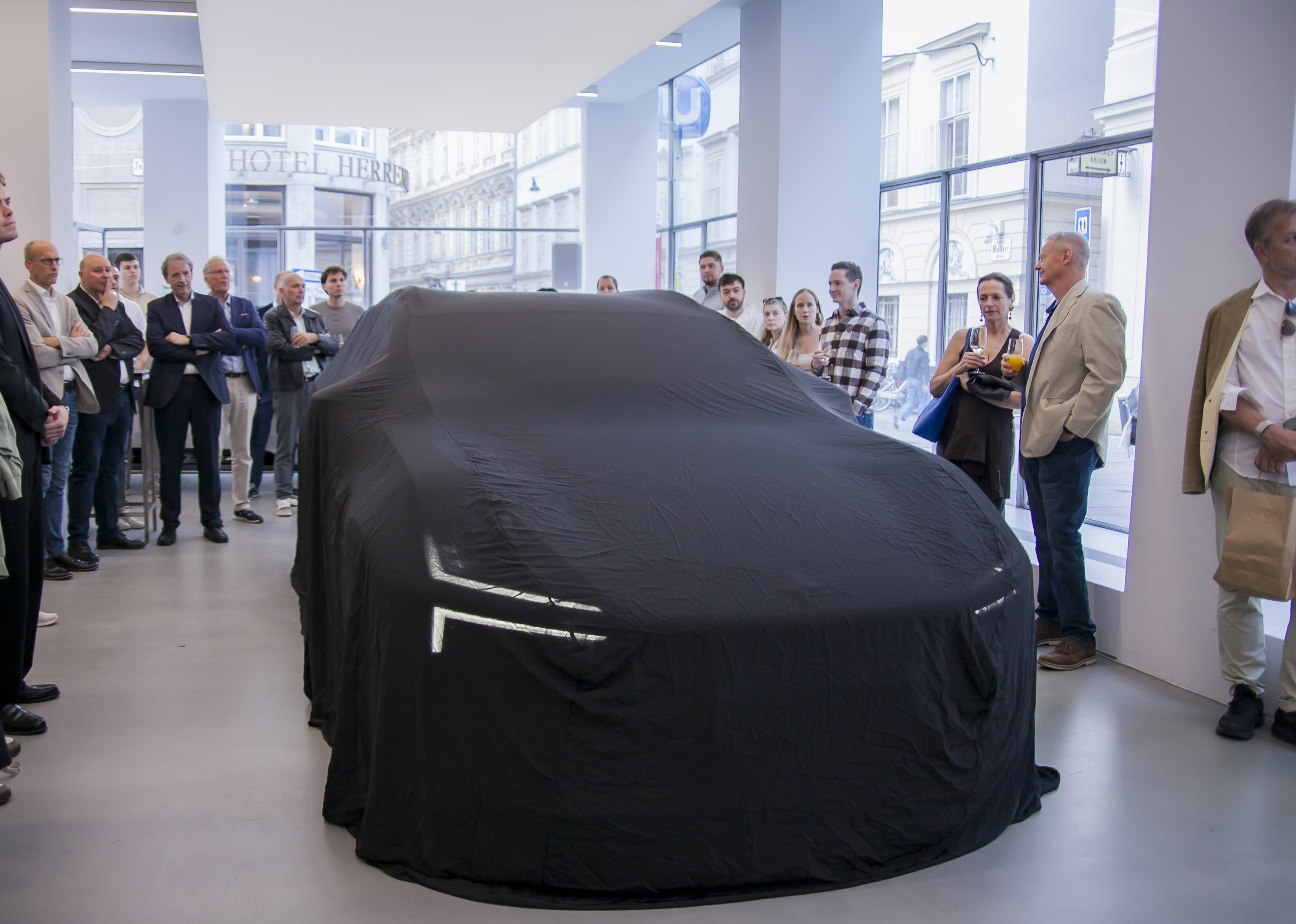 Auto Stahl Wien 1 - Launch Event PS 4 SUV & PS – 20260916-169 (1)-3359x2396