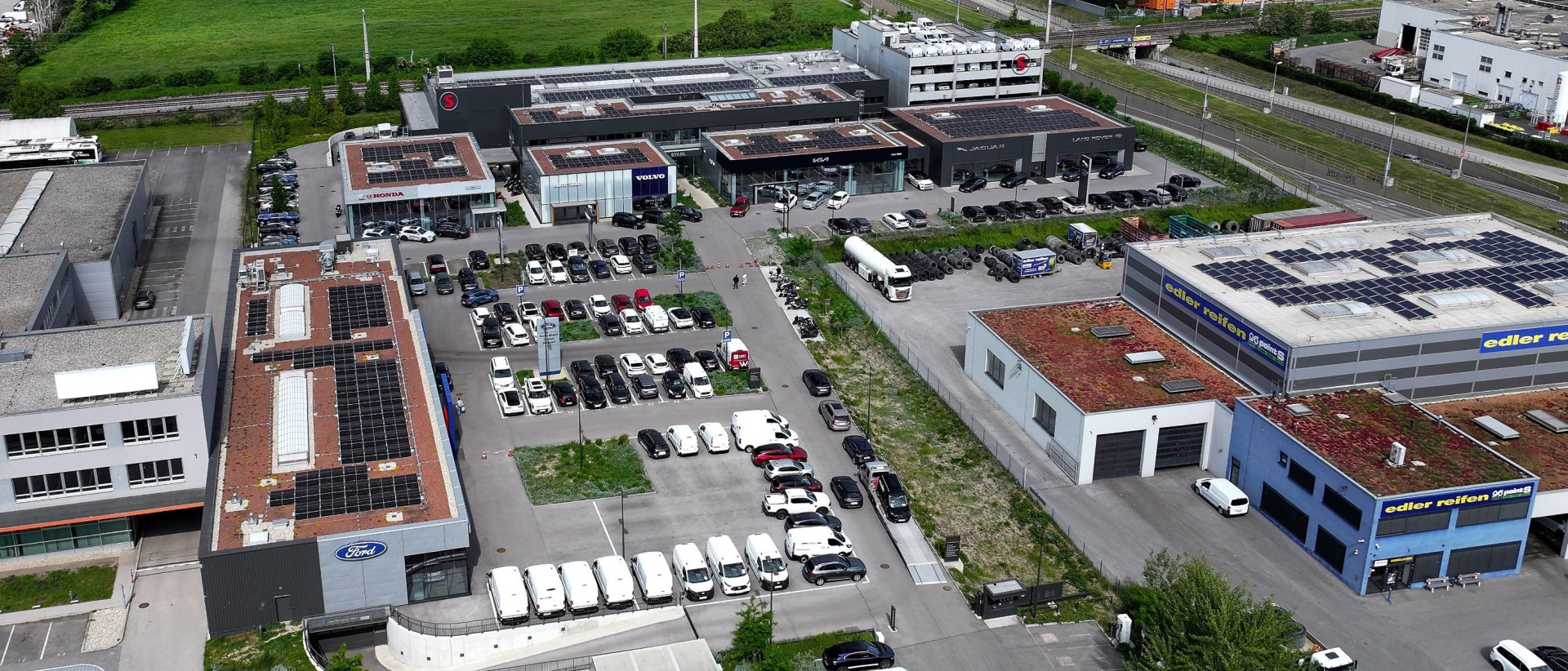 Auto Stahl Wien 22 entdecken-2800x1199