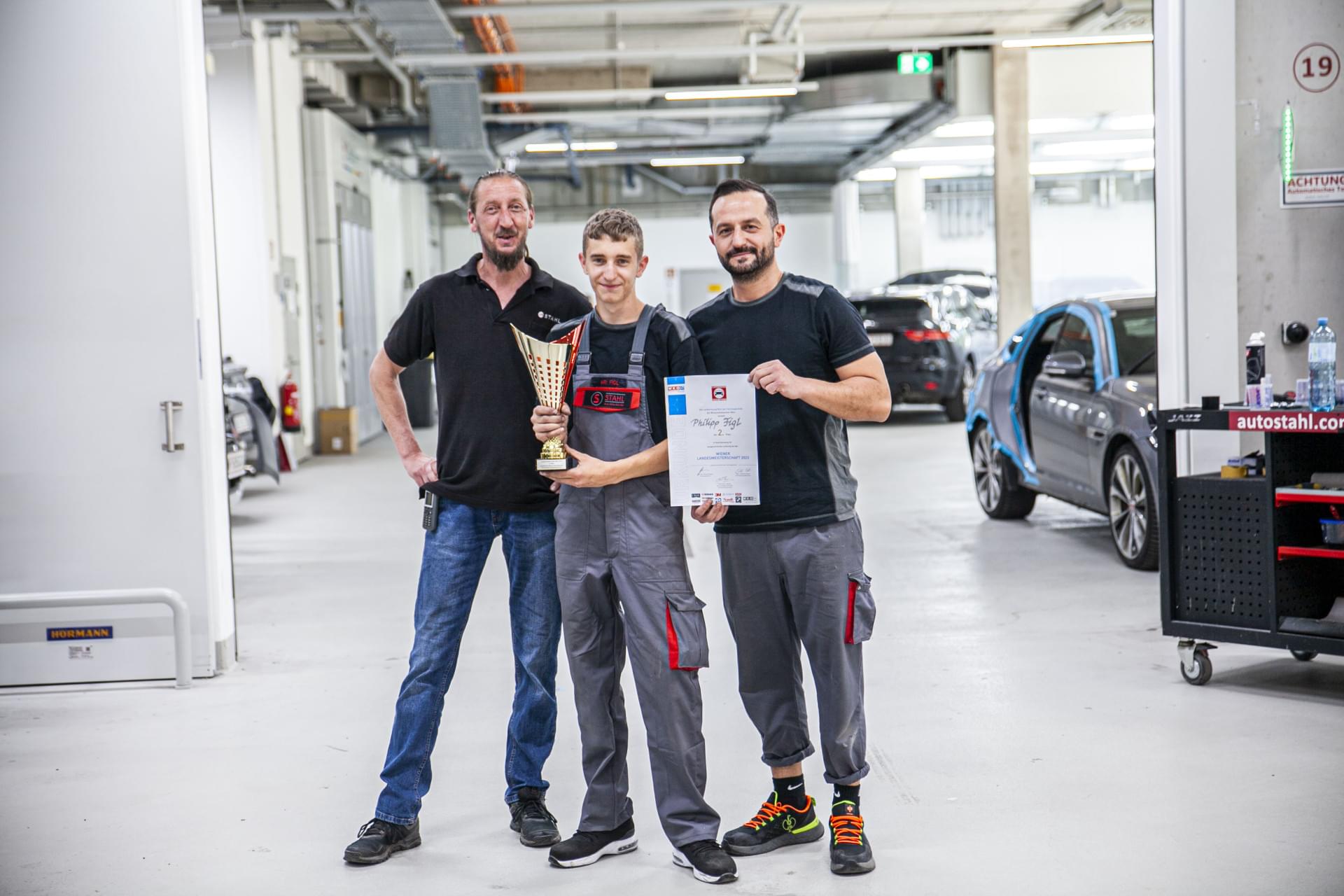 Auto Stahl Wien 22 Philipp Figl Auszeichnung – Landesmeisterschaft Berufsgruppe Karosseriebautechnik 2023 20230620-013
