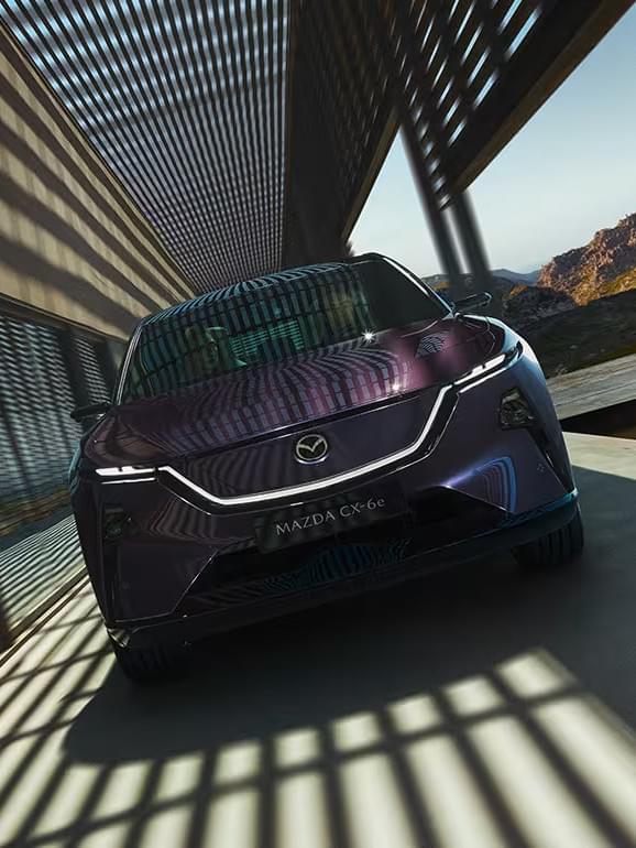 03-j90k-gallery-navigation-desktop-3-578x770