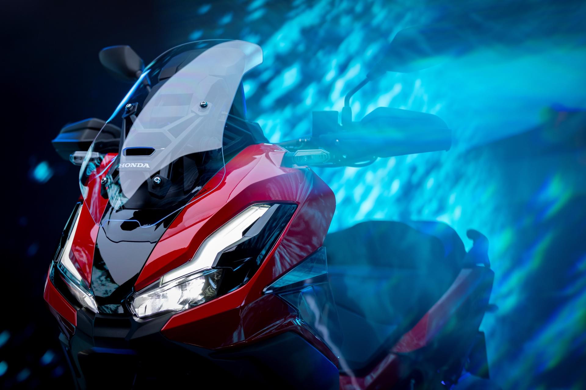 504601 25YM Honda ADV350