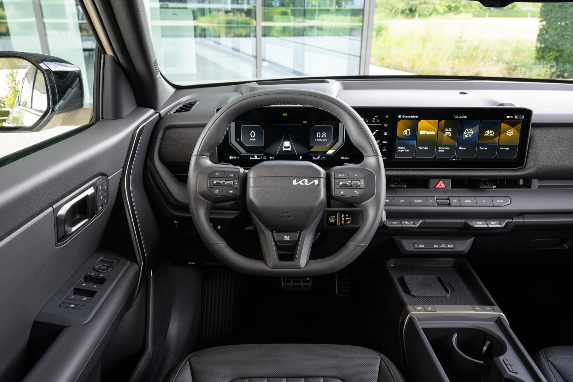 kia seltos x-line awd tan beige interior highres-002