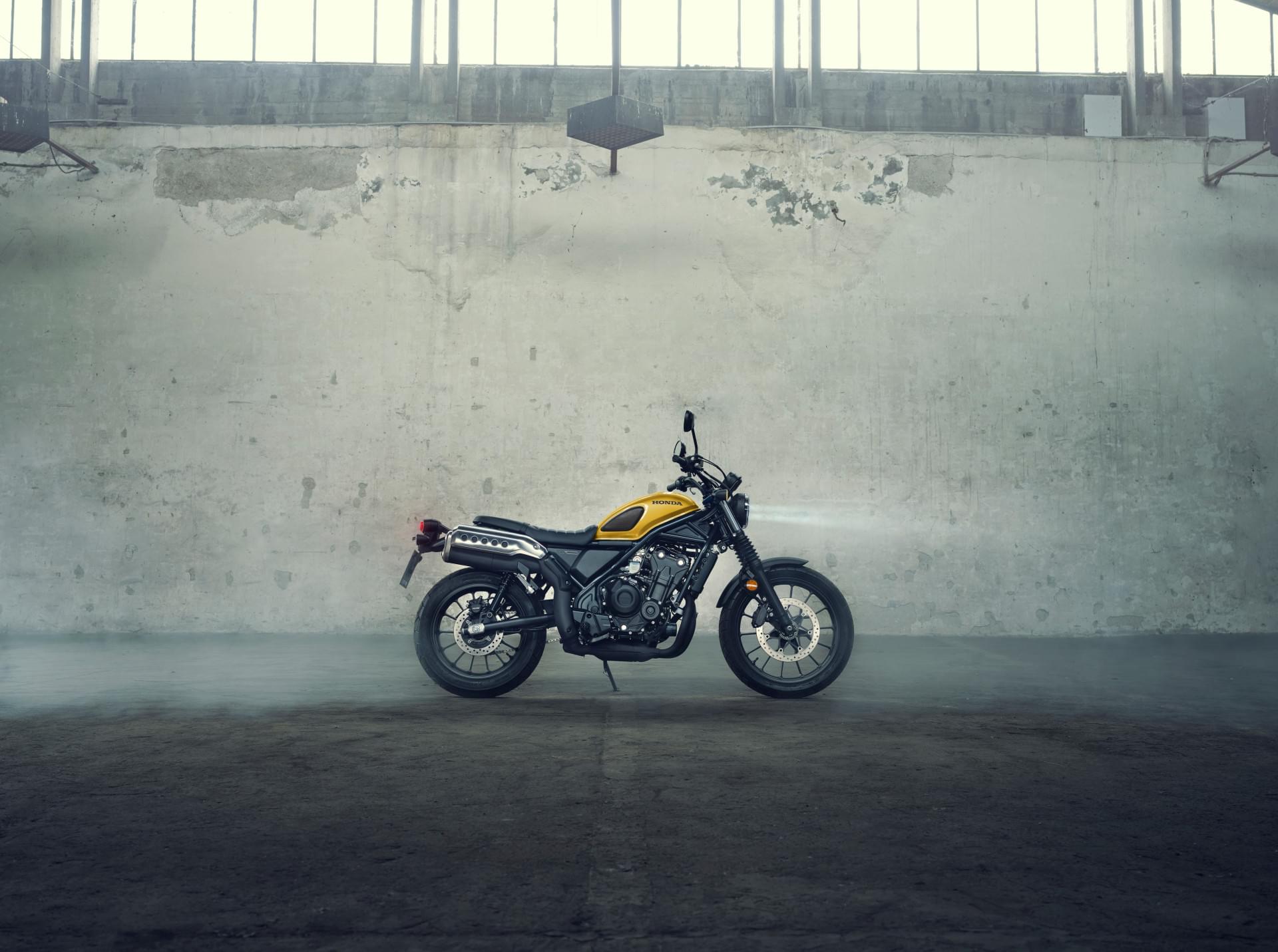 504225 25YM Honda CL500