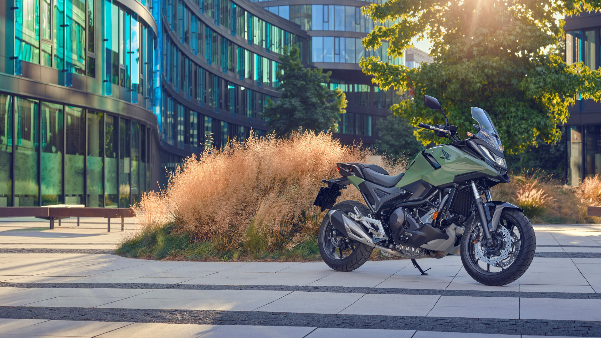 504481 25YM Honda NC750X-4530x2547