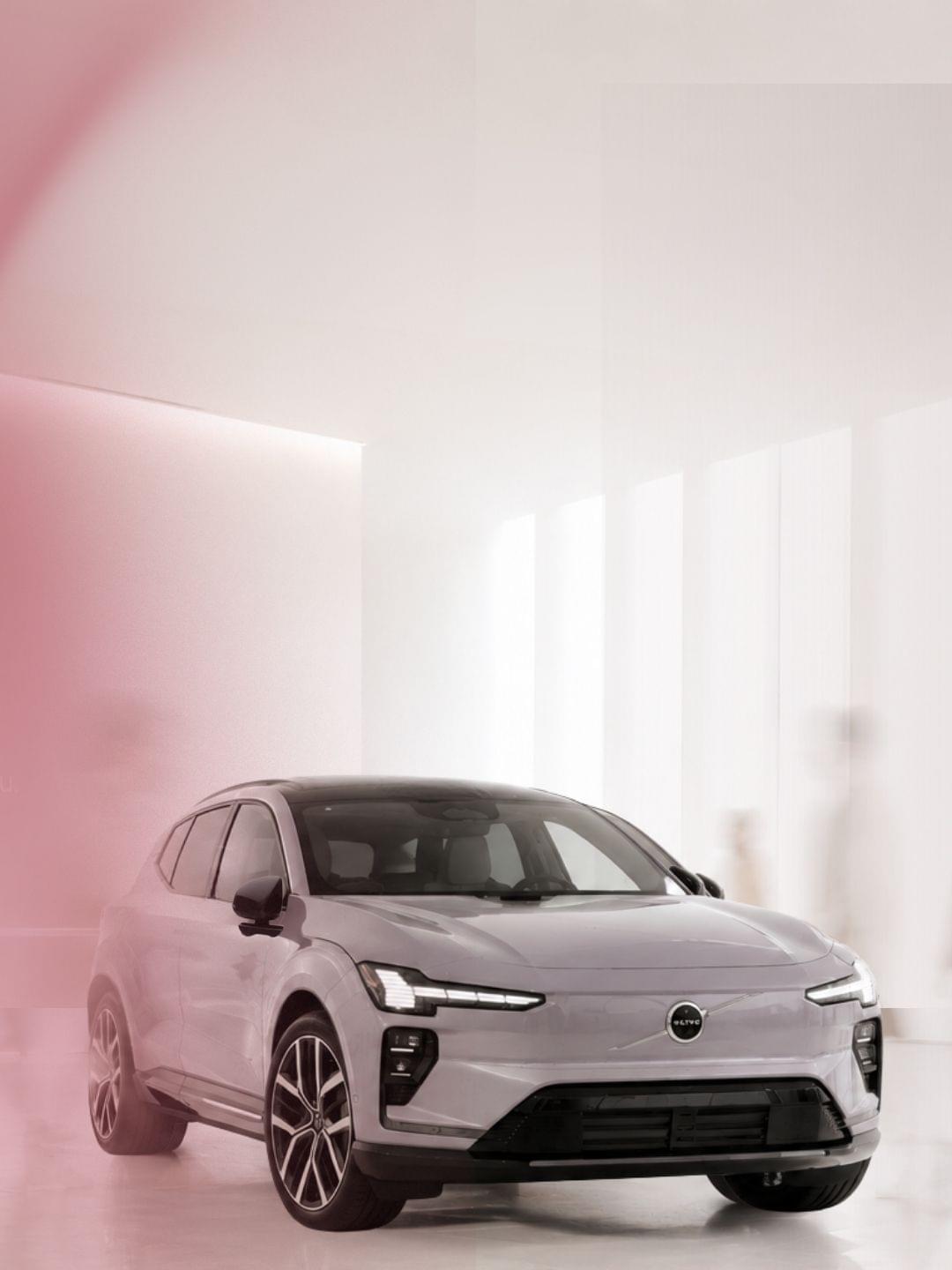 Imageslider  360° -  Mobile - Volvo EX60 Launch – 2800x1200px – Q3 2026