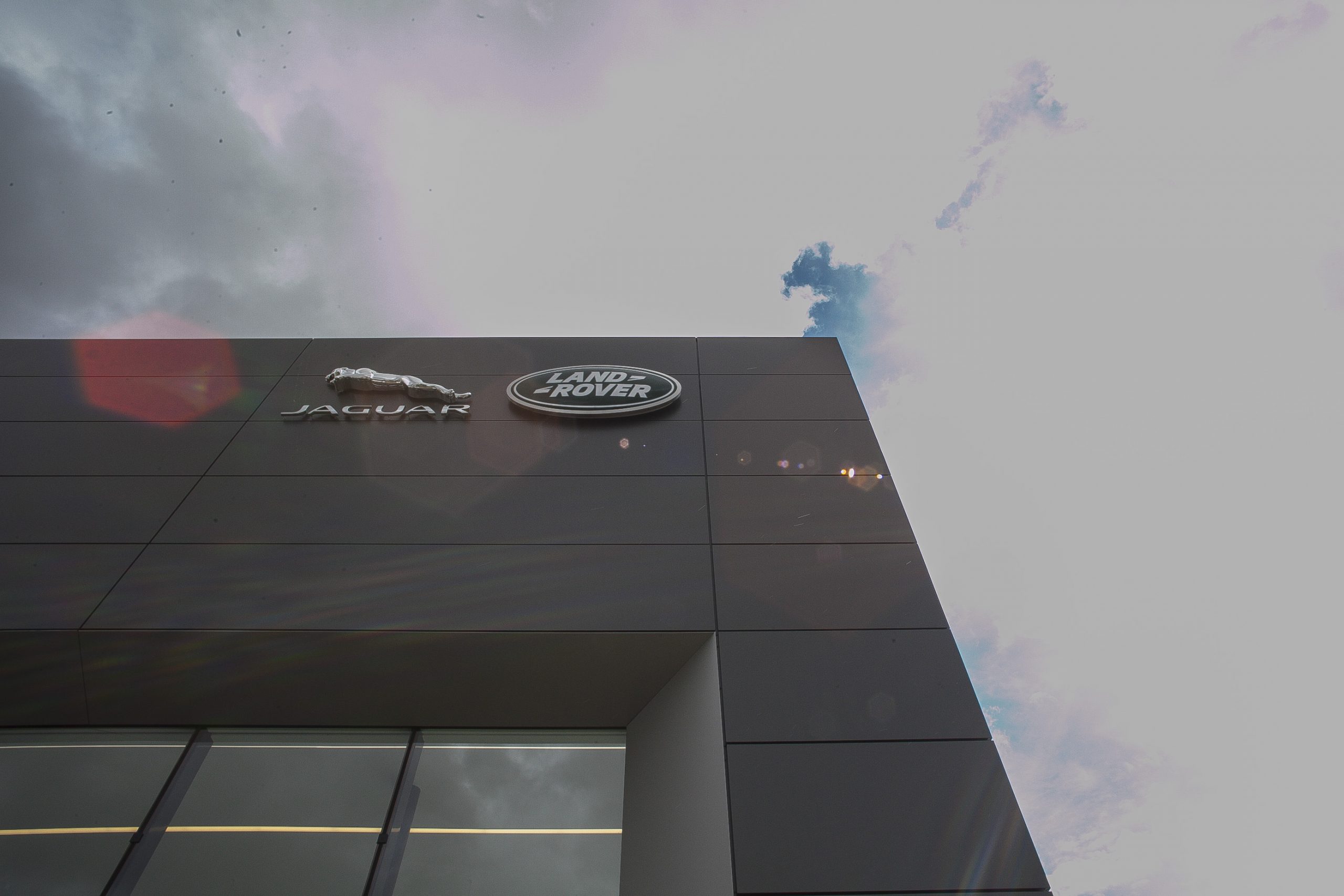 Auto Stahl Wien 23 Jaguar Land Rover Flasghip Store