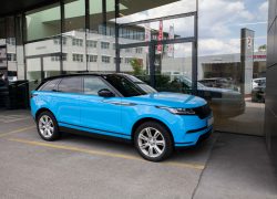Auto Stahl Wien 23 Fotoshooting Blau Jaguar F-Pace006-2