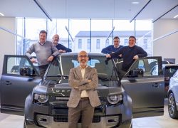 Auto Stahl Wien 23 Fotoshooting Verkaufsteam komplett – 202301-048