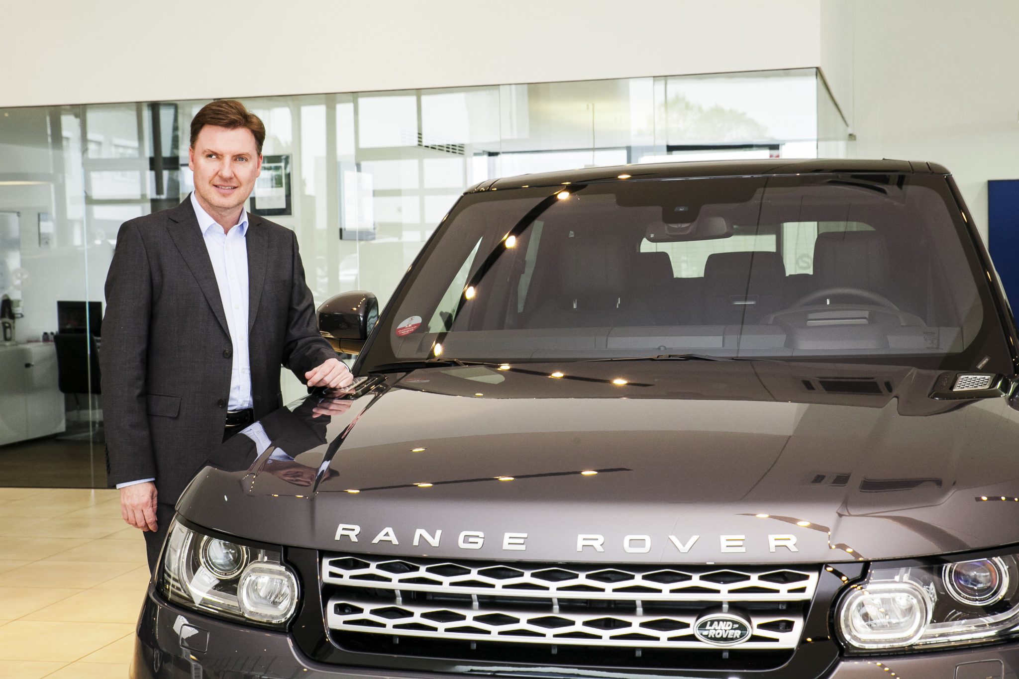 Auto Stahl Wien 23 | Verkaufsberater Robert Lung | Land Rover