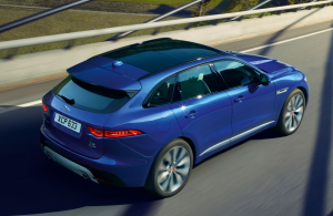 Jaguar F-PACE Auto Stahl Seitenansicht Heck Blau Straße
