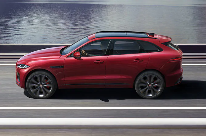 Neuer Jaguar F-Pace bei AUTO STAHL