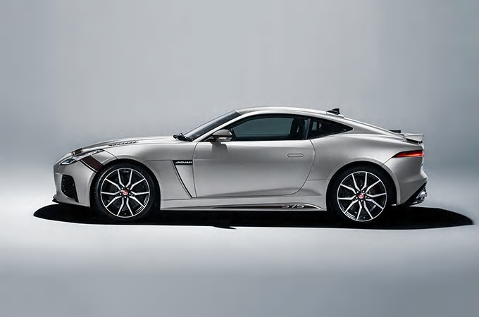 Jaguar F-Type SVR Graphic-Pack Indius Silver & Black bei Auto Stahl