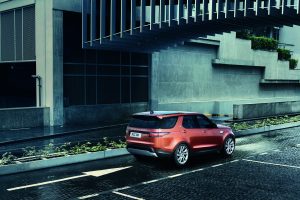 Range Rover Discovery bei Auto Stahl Seitenansicht