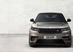 Range Rover Velar bei Auto Stahl Frontansicht