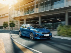 Kia Cee´d 2018 bei Auto Stahl Detail Outdoor Seitenansicht Frontansicht Blau