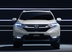 Honda CR-V Hybrid bei Auto Stahl Frontansicht