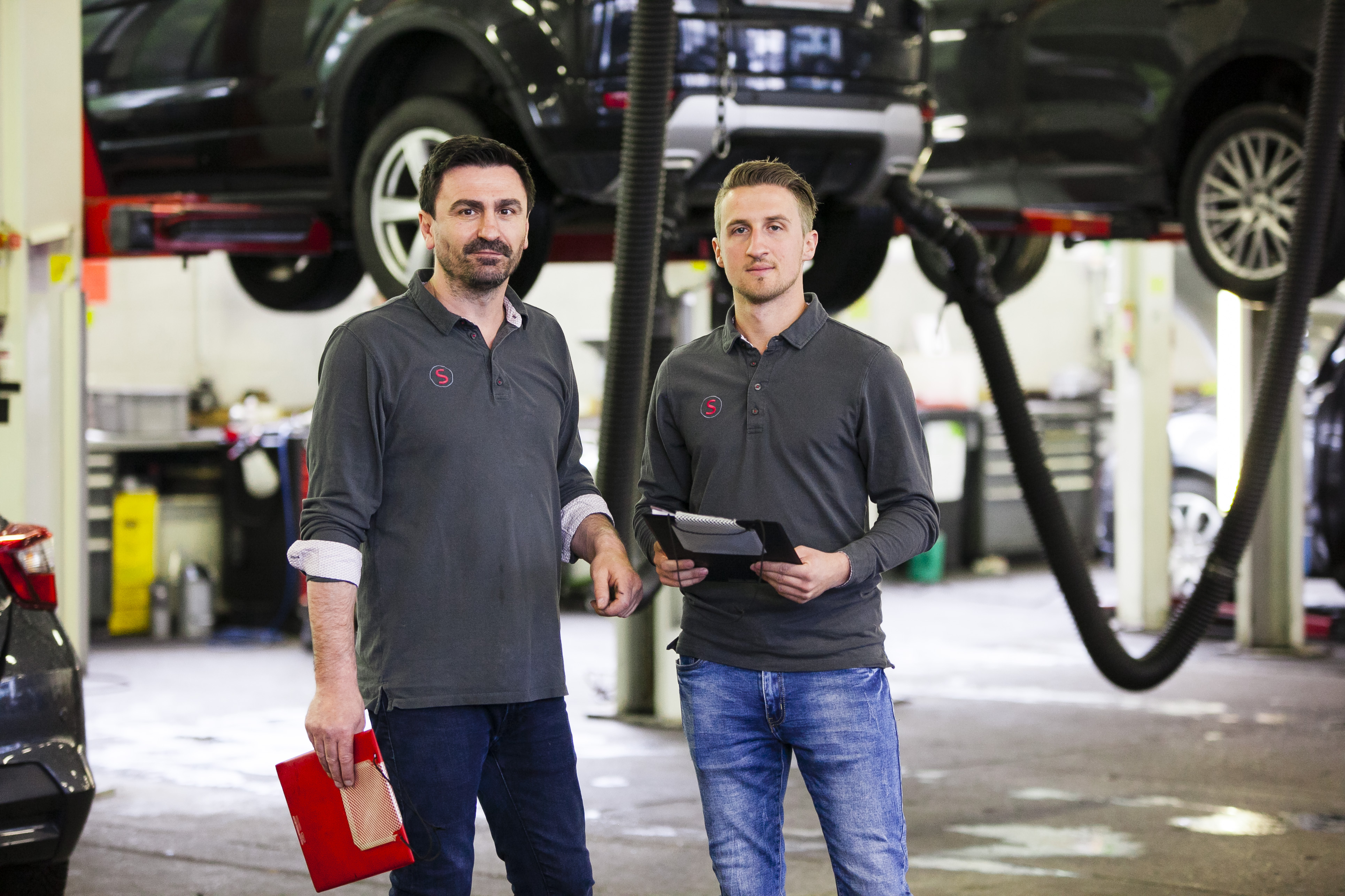 Auto Stahl Wien 20 Werkstätten Leiter Vinca Fatos und Werkstätten Leiter Stellvertretung Patrik Schmidt