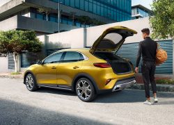 Kia XCeed bei Auto Stahl Kofferraum