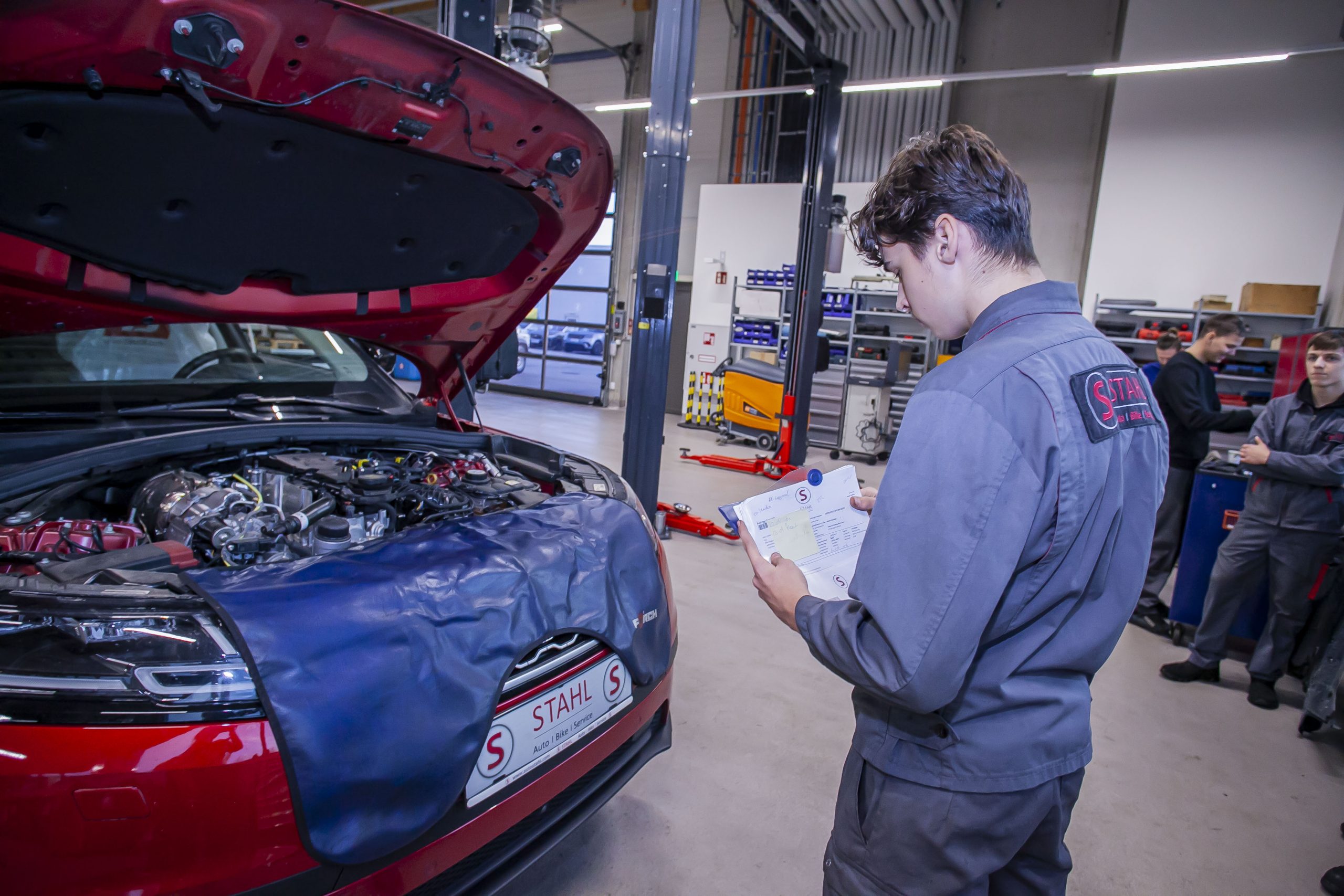 Winter-Check bei AUTO STAHL Wien 22