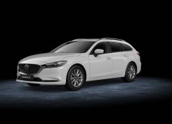 Mazda6 Auto Stahl Modellabbildung in schräger Seitenansicht, Modellfarbe weiß