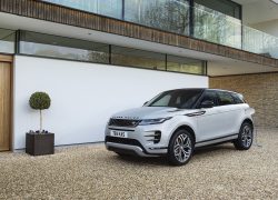 Range Rover Evoque PHEV bei Auto stahl Seitenansicht