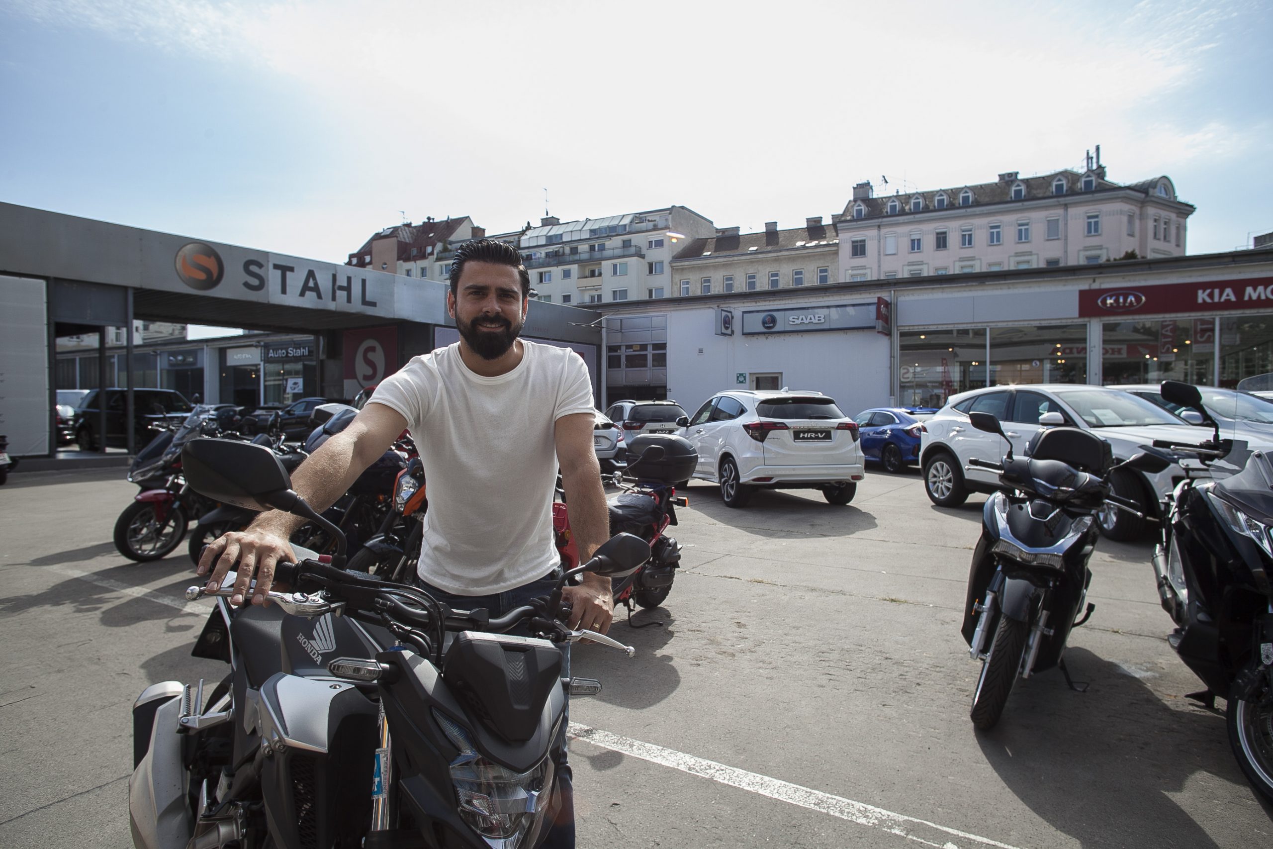 Auto Stahl Bikers Only Verkaufsberater Devran Yilmaz in Wien 20