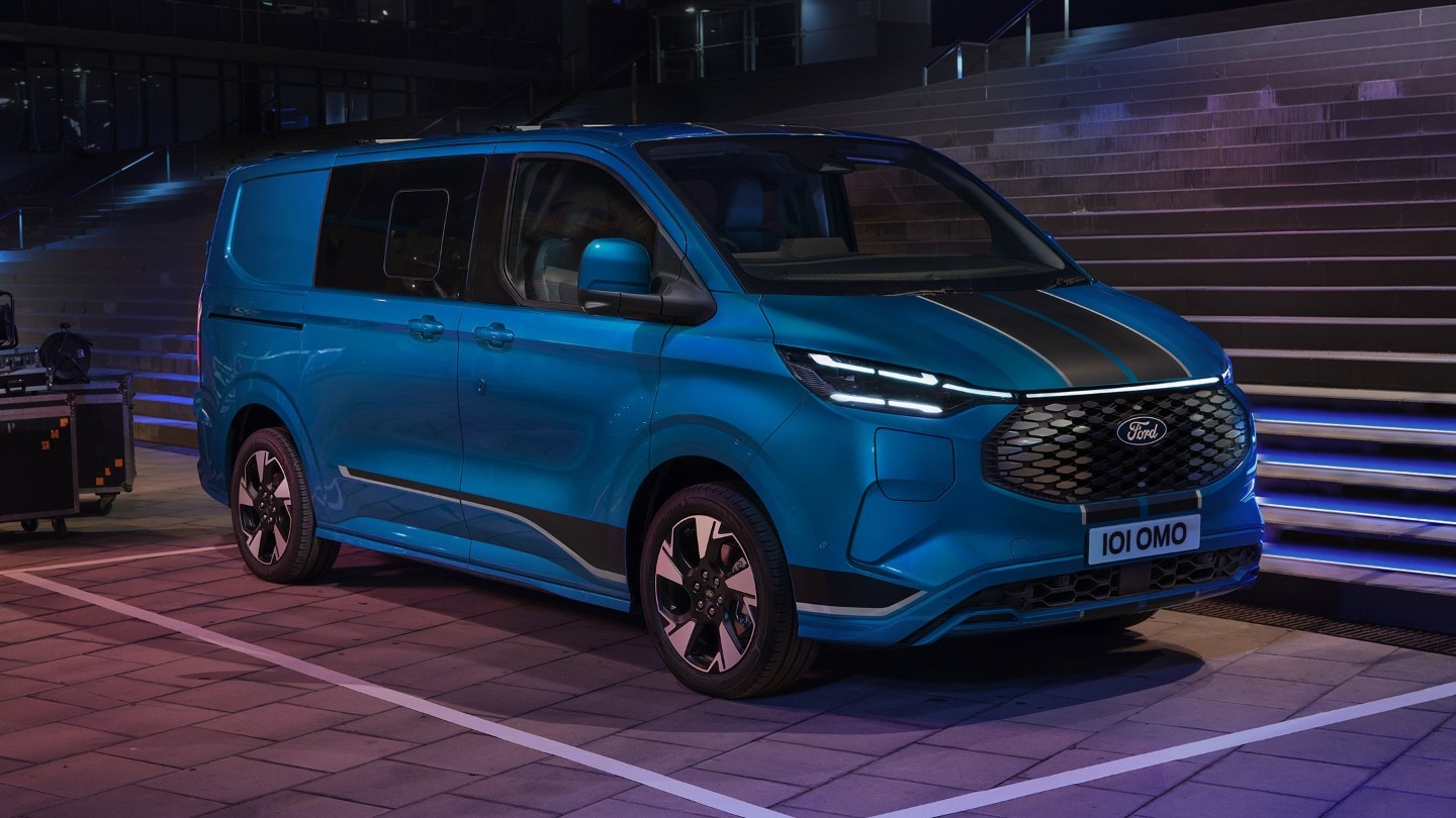 ford-Transit_Sport-eu-ford-Ext_Fr_7_8_Static_NoTalent_V710-16x9-2160x1215.jpg.renditions.original